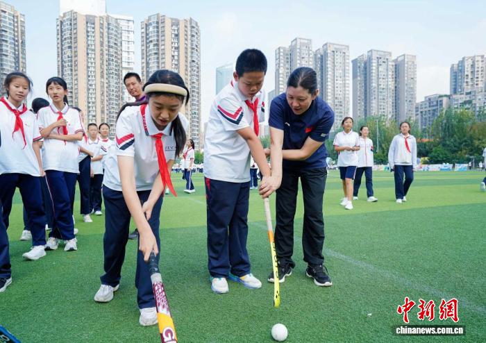 在拼搏中学会坚持，成为自己人生的冠军——李