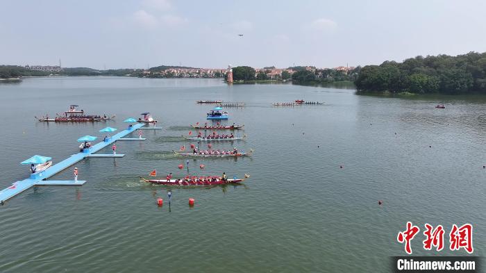 粤港澳联队首金诞生：女子组100米直道赛广东队