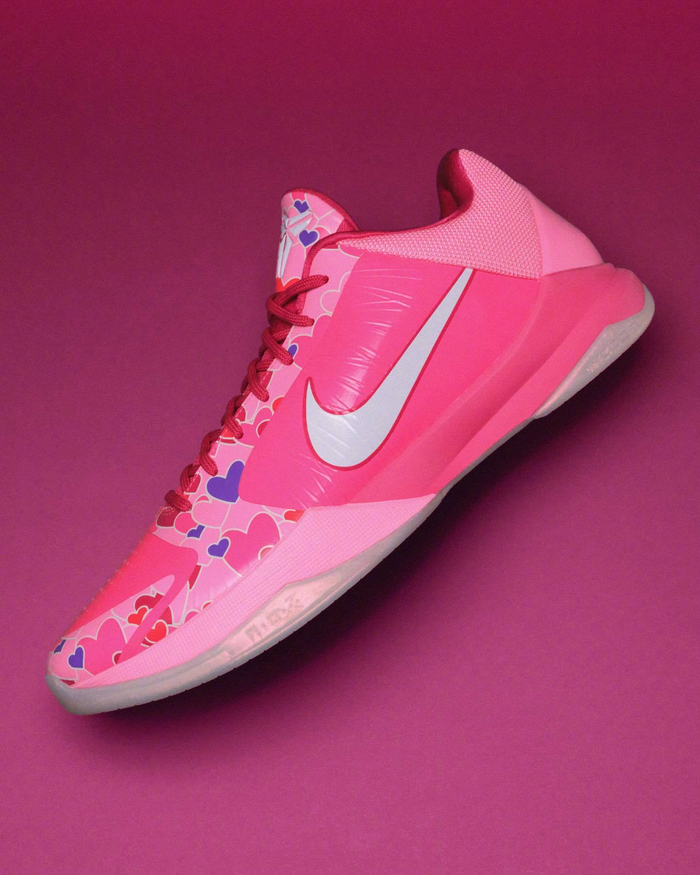 杰伦-布伦森推出科比5 PE“Jordyn”款球鞋 以女