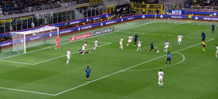 恰尔汗奥卢两度建功助国米逆转科莫 50球里程碑